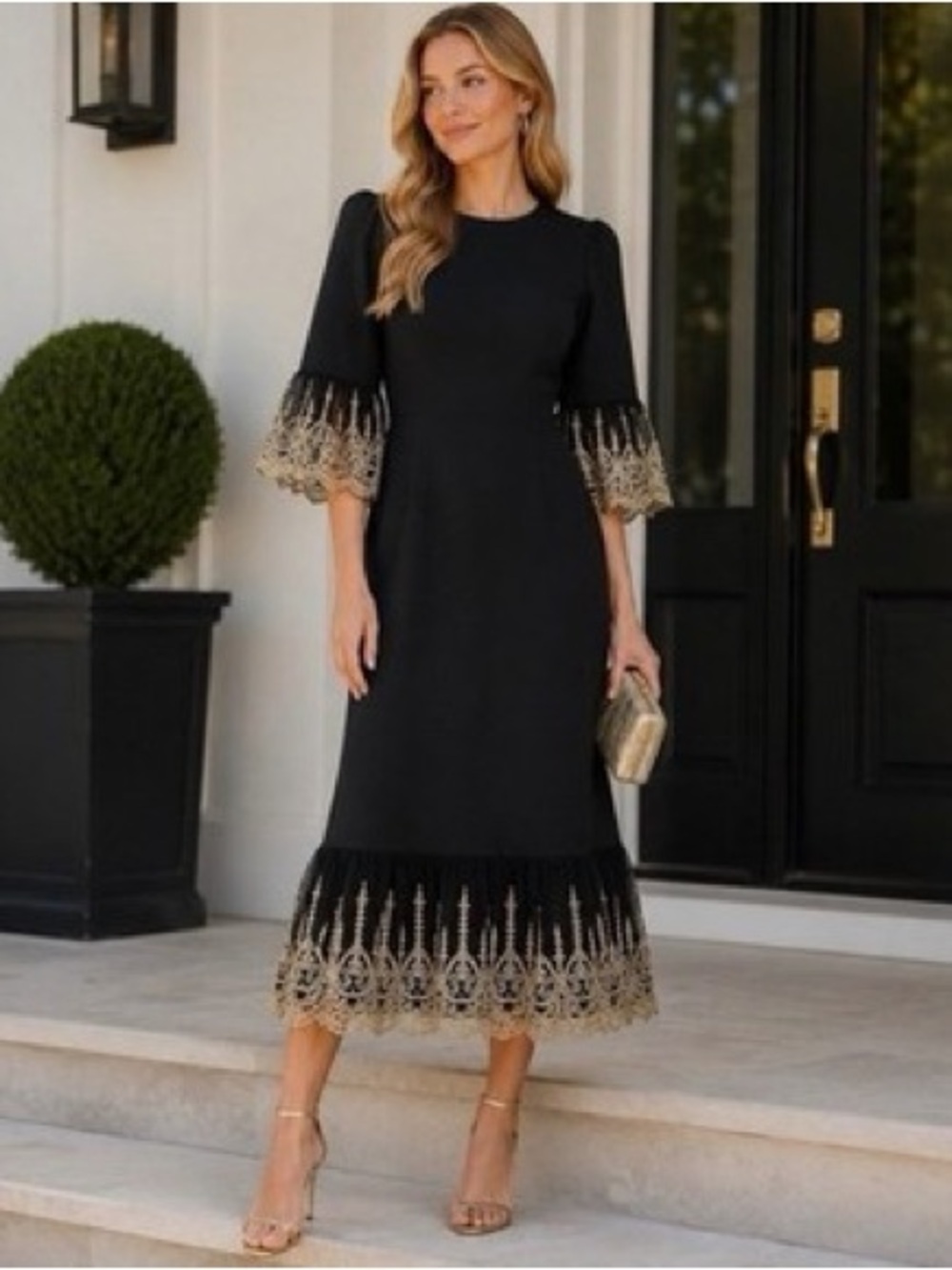 Tuckernuck Pomander Place Lillith Gold Embroidered Maxi Dress Bell Sleeve NWT XS